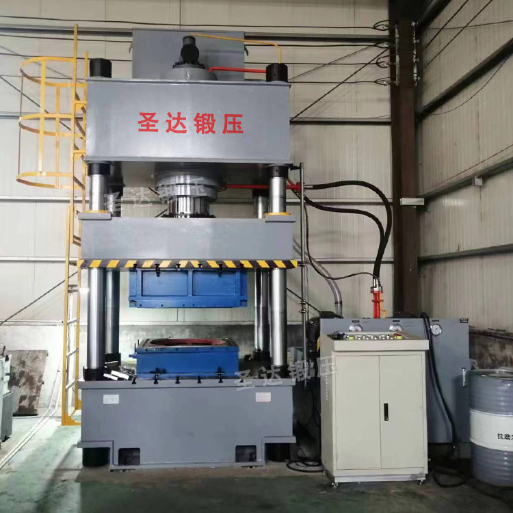 不銹鋼水箱板液壓機客戶現場(500噸四柱液壓機) 不銹鋼水箱板液壓機客戶現場(500噸四柱液壓機)