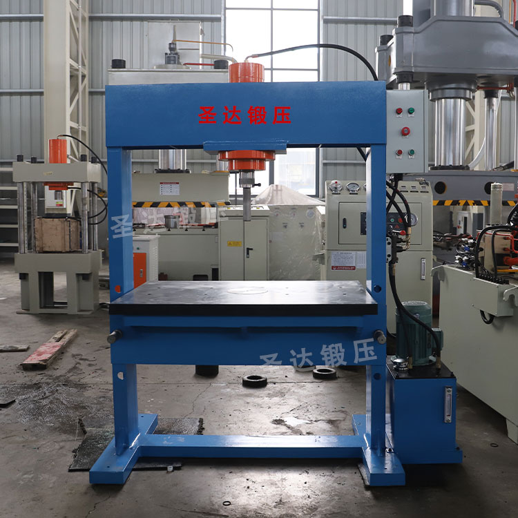 40噸龍門液壓機(jī) 40噸龍門液壓機(jī)