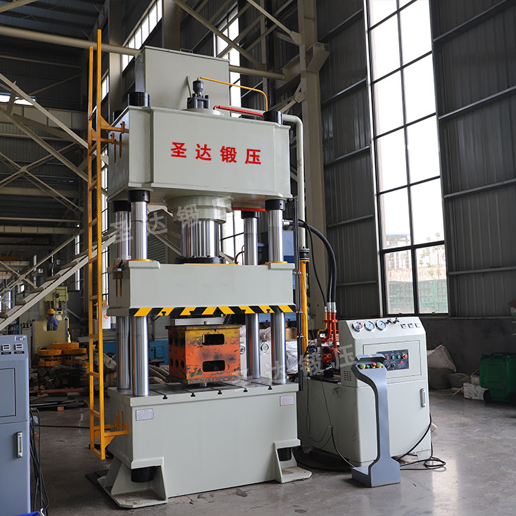 315噸三梁四柱液壓機(jī) 315噸三梁四柱液壓機(jī)