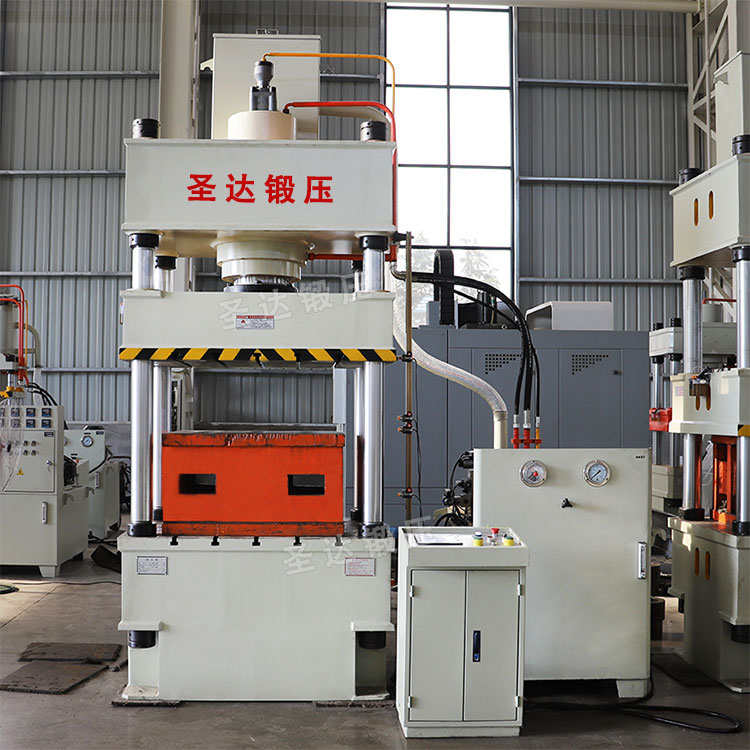 200噸四柱液壓機(jī) 200噸四柱液壓機(jī)